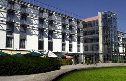 Hotel Plaza Stuttgart-ditzingen 4*