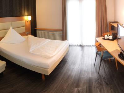 Plaza Stuttgart-ditzingen Hotel 4*